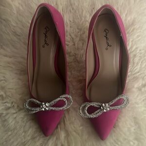 Qupid Pink Rhinestone Bow Stiletto Size 6